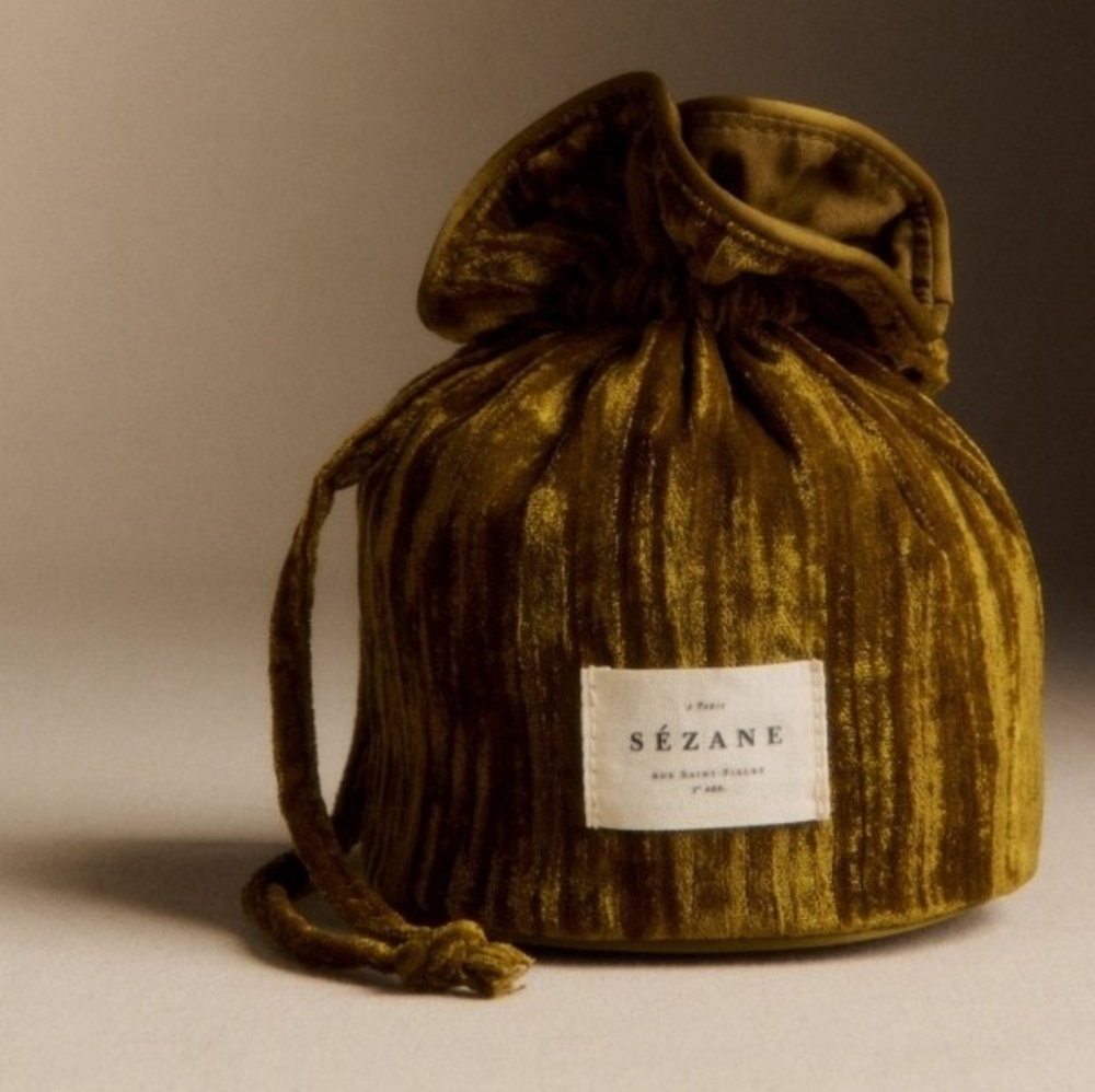 Sezane Velvet Pouch